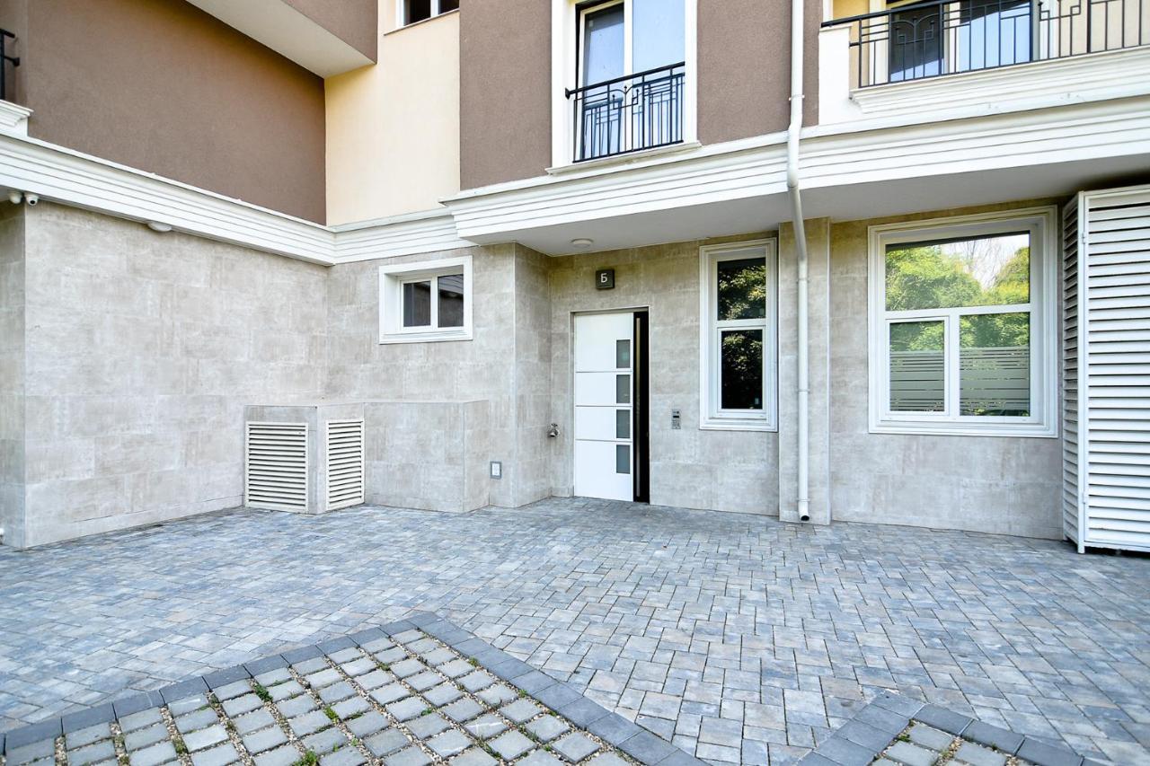 Chaika 203 Varna Exterior photo